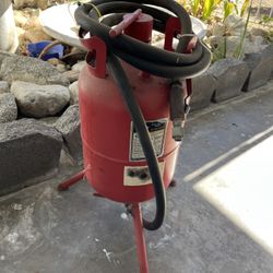 Central Pneumatic Abrasive Blaster