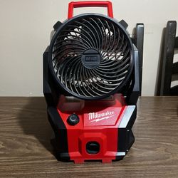Milwaukee M18 Packout Fan 