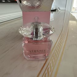 Versace Bright Crystal perfume 