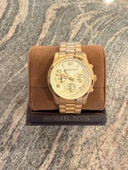 Gold watch - Michael Khors