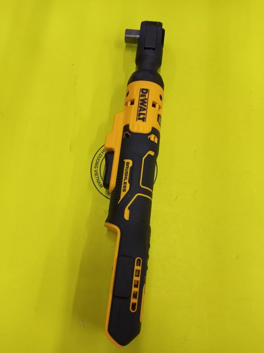 DEWALT 20V BRUSHLESS 1/2
