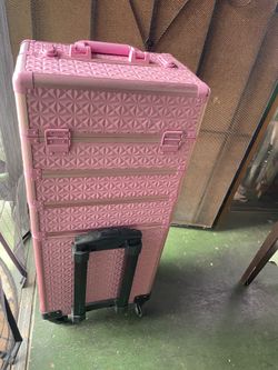 Pink Makeup Rolling Case