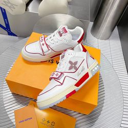 Louis Vuitton LV Trainer Sneaker Red. Size 10.0