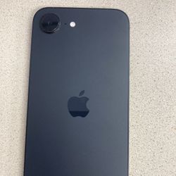 iPhone 16 E At&T 128 GB 