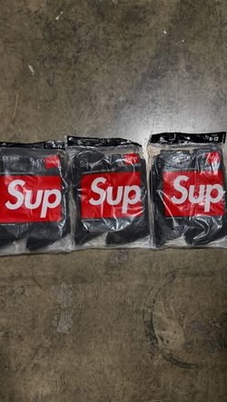 Supreme Socks