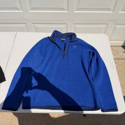 Patagonia sweater Size Large