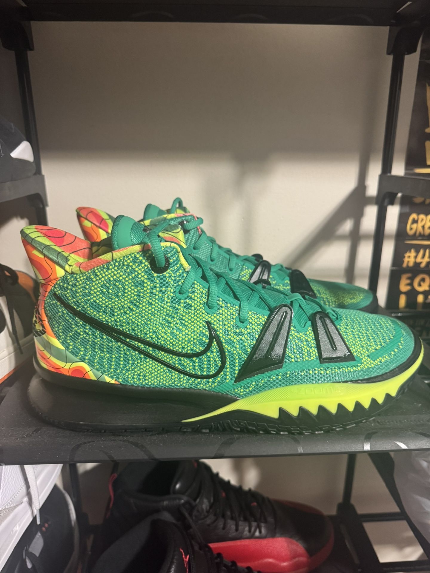 Nike Kyrie 7 Weatherman