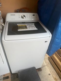 Selling a Samsung washer for 300-350 $