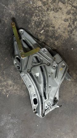 BMW E36 convertible rear window regulator