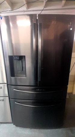 Samsung 4 Door Black Stainless Refrigerator
