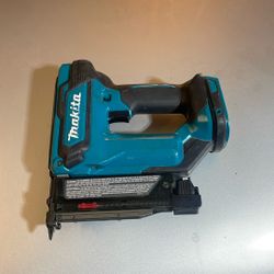 Makita 18V LXT Lithium-Ion 23-Gauge Cordless Pin Nailer (Tool-Only)