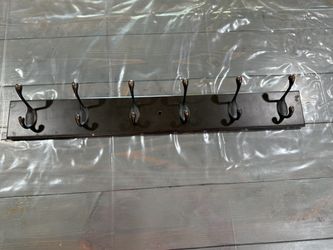 Wall-Mounted Coat Rack with 6 Hooks