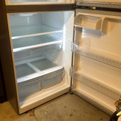 LG refrigerator with Smart inverter 