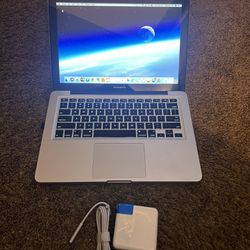 13-inch Apple MacBook Pro 💻 Laptop Computer With Extra Software And New Battery