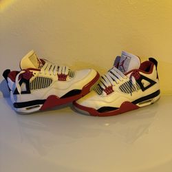 Jordan 4 Fire Red (with Box & Receipt)