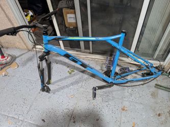 Aggressor PRO Gt bicycle frame