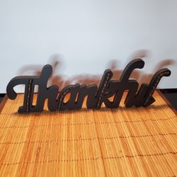 New Thankful Decor In Excellent Condition Mat Not Included 