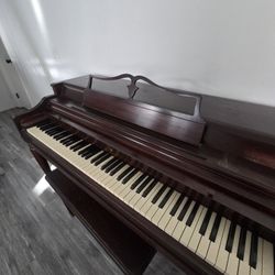 Free Piano