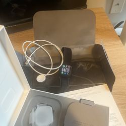 Apple Watch Ultra 2 Black Trail Loop