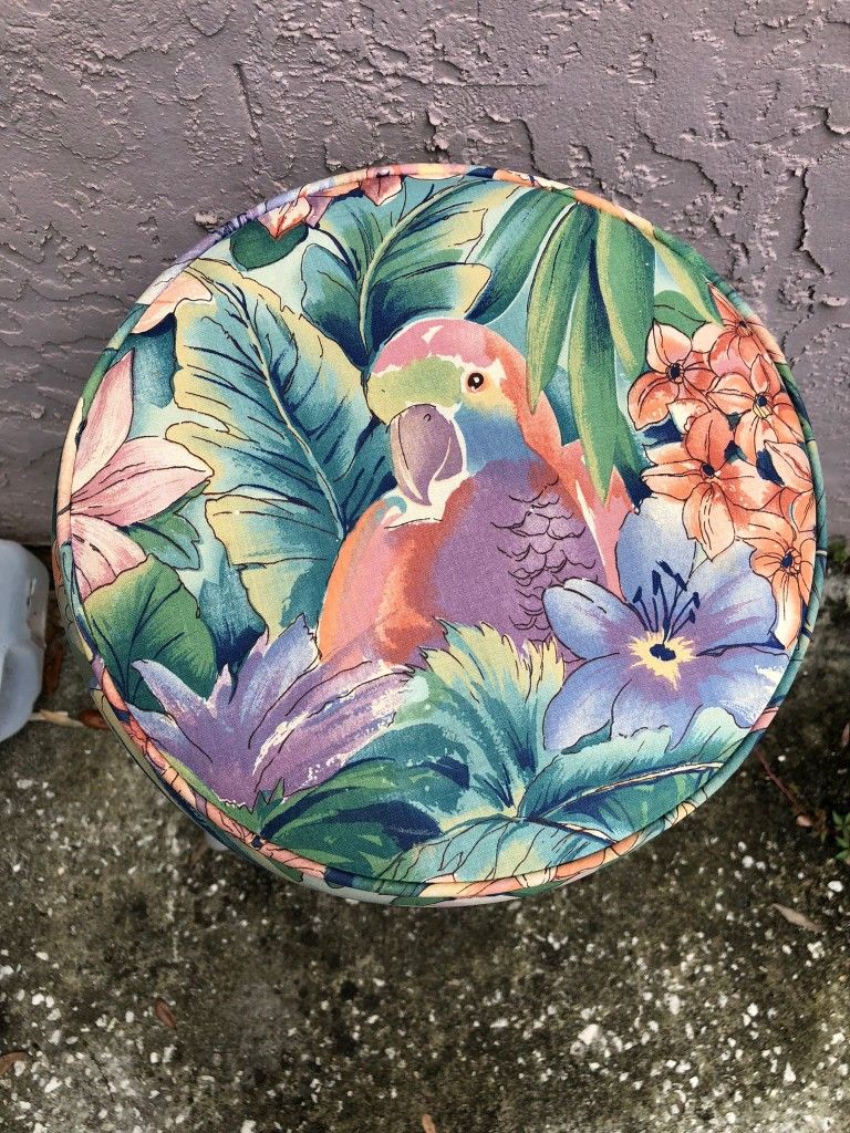 Set Of 4 Tropical Stools; READ FULL DESCRIPTION for Sale in