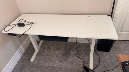 Standing desk