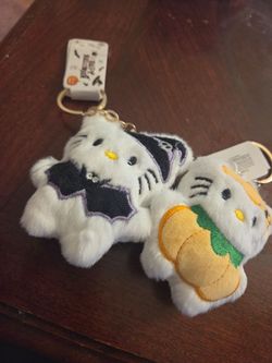Hello kitty keychains