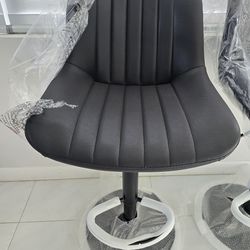 1 bar stool (new)