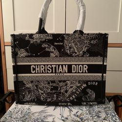 Dior Medium Tote Bag