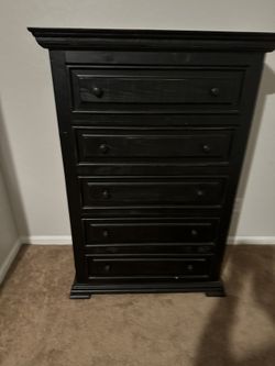 Queen Bedroom Set