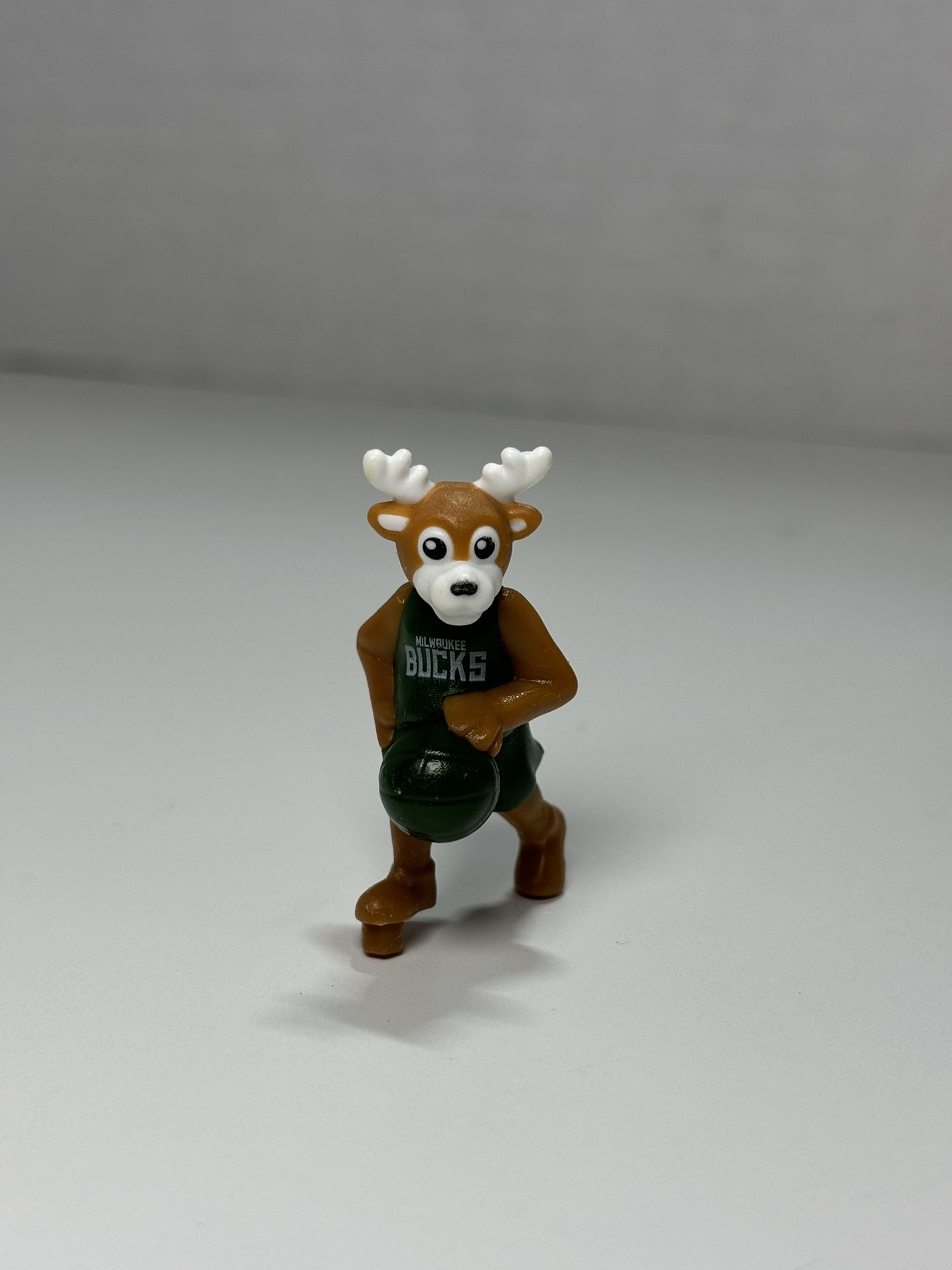 Kinder Joy NBA Mascot Limited Edition 2023 Milwaukee Bucks