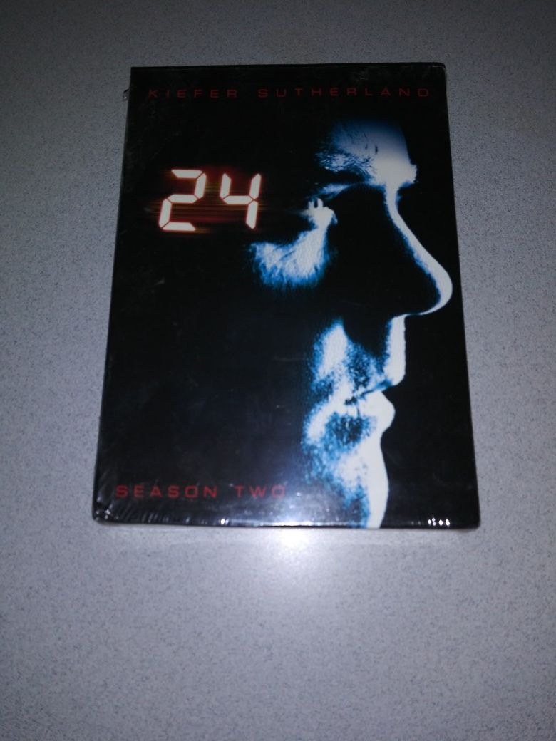 24 SEASON TWO DVD SET NEW FACTORY SEALED
