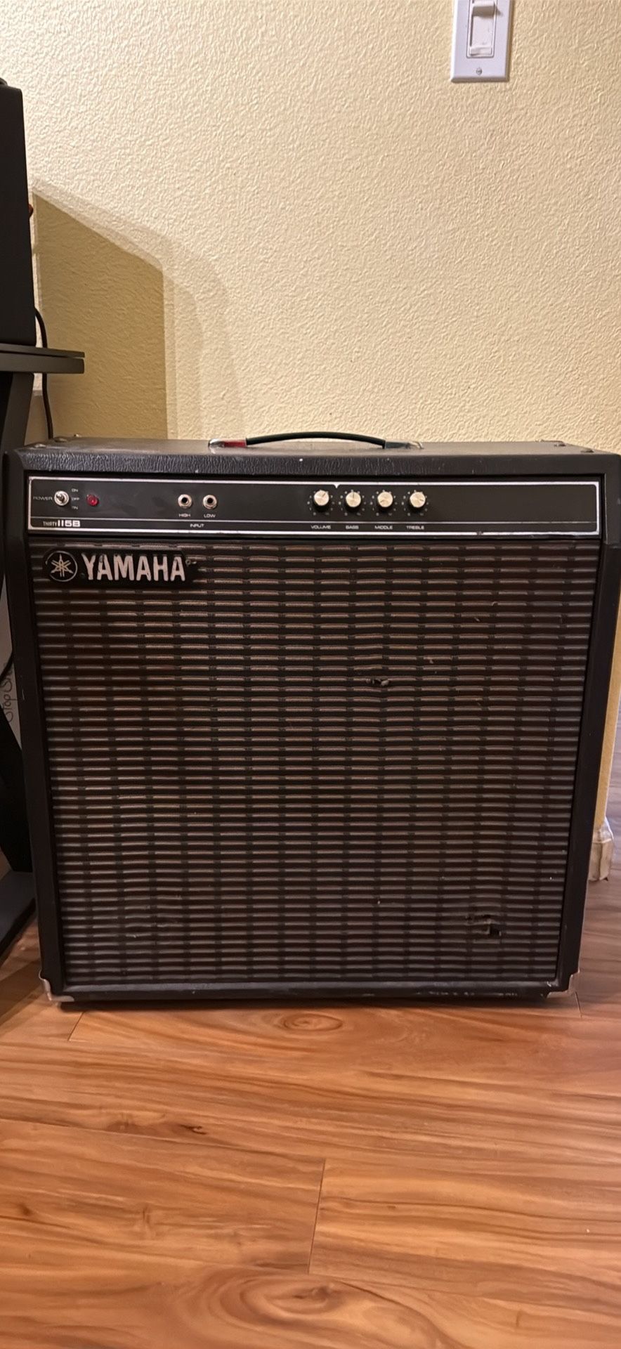 Yamaha Thirty 115B Bass Amp *vintage*
