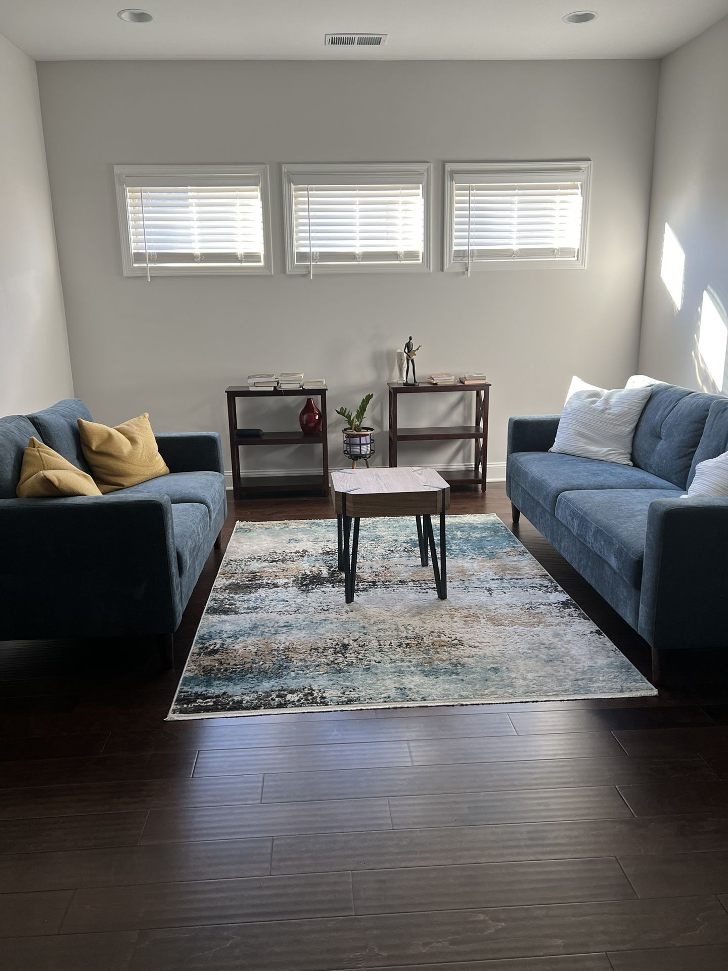 Sofa Set For Sale