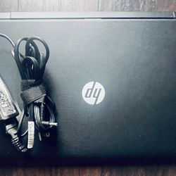 HP Notebook - 17-p121wm