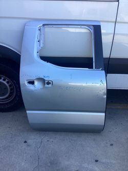 2024-2025-2026 TOYOTA TACOMA REAR RIGHT PASSENGER SIDE DOOR SHELL USED OEM