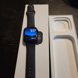 Apple 44mm. 2nd Generation 