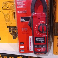 Milwaukee
Digital Clamp Meter for HVAC/R