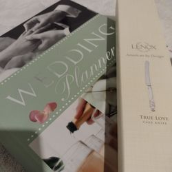 Wedding Planner & Lennox True Love Cake Knife
