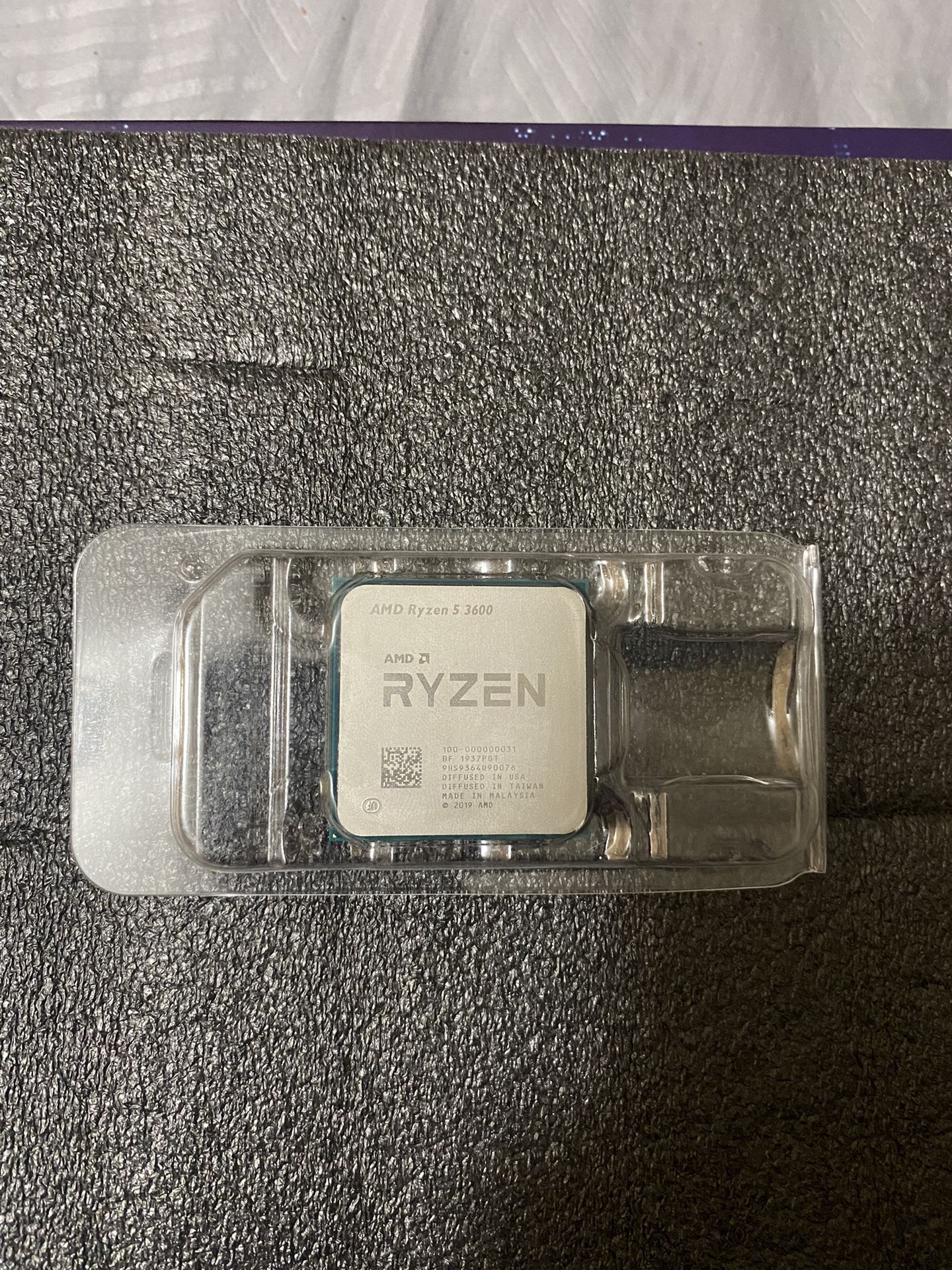 AMD RYZEN 5 3600