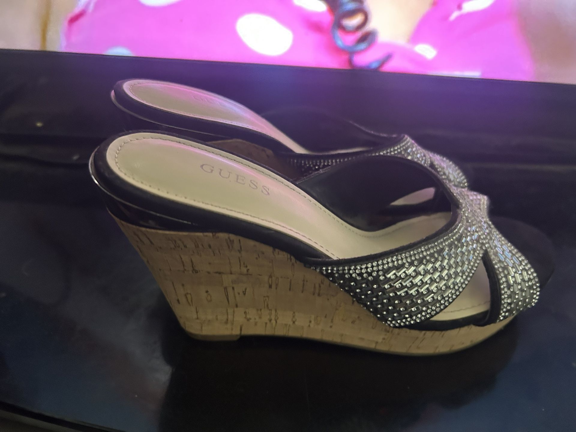 Guess size 7 wedges