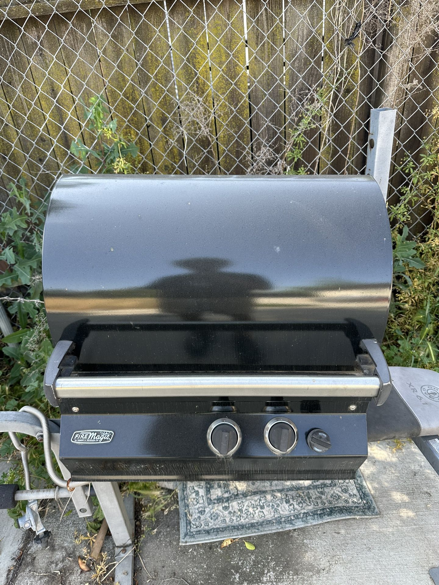 BBQ GRILL