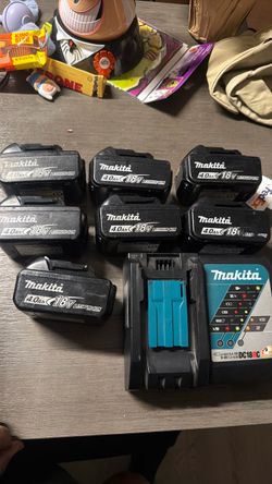 Makita 18V 4.0Ah Batteries with DC18RC Charger