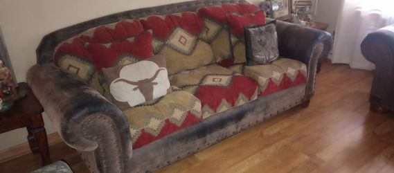 Southwest style sofa, excellent condition