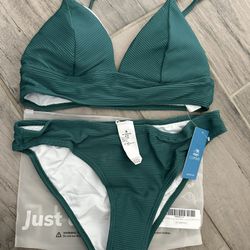 NWT: CUPSHE Women Bikini Set Solid Color Sexy Triangle Two Piece Swimsu