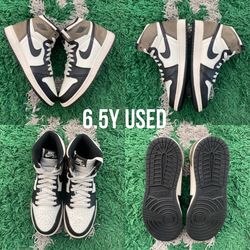 Air Jordan 1 High Dark Mocha 