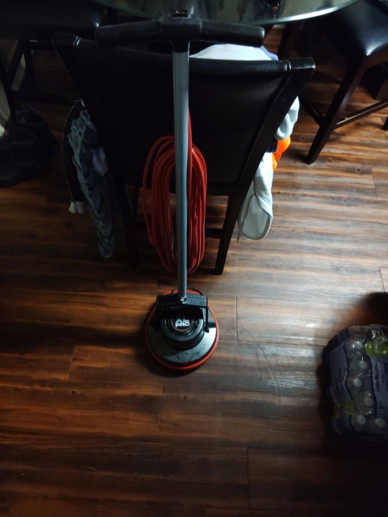 It's A XL PRO Professional Grade 