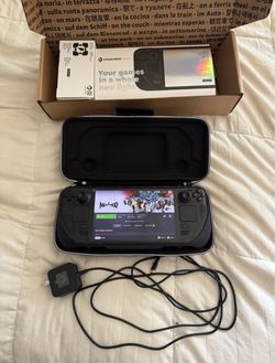 Like New Valve OLED 1TB model in excellent shape