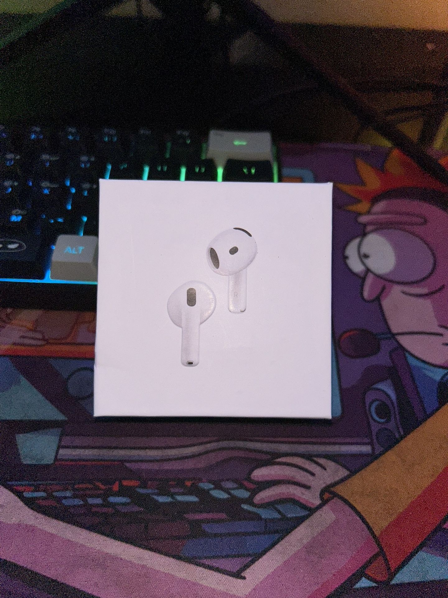 AirPods 4 noise, cancellation