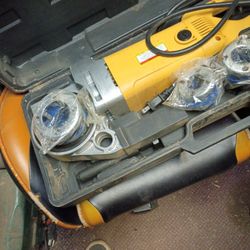 Eletric Pipe Theader