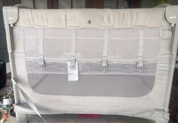 Baby Bedside Bassinet Co-Sleeper